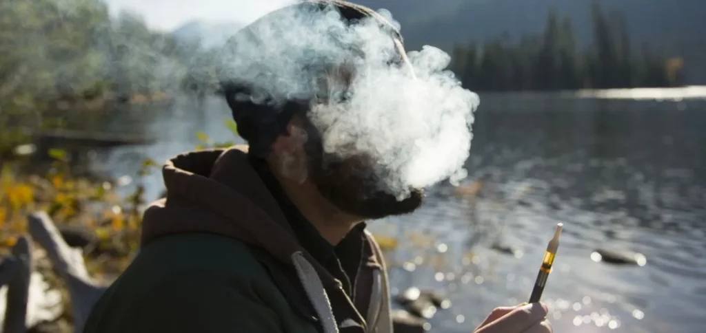 Gravity Bong vs. Other Smoking Methods